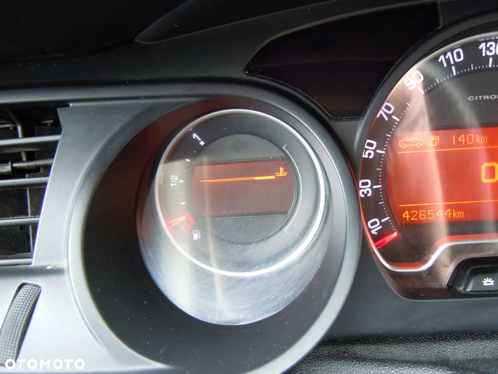 Citroën C5 HDi 135 Exclusive - 16