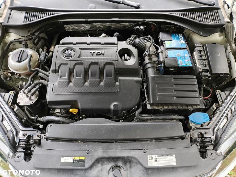 Skoda Superb 2.0 TDI Ambition DSG - 11