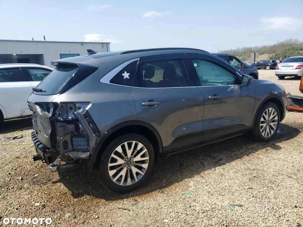 Ford Escape 2.0 EcoBoost AWD Titanium - 5