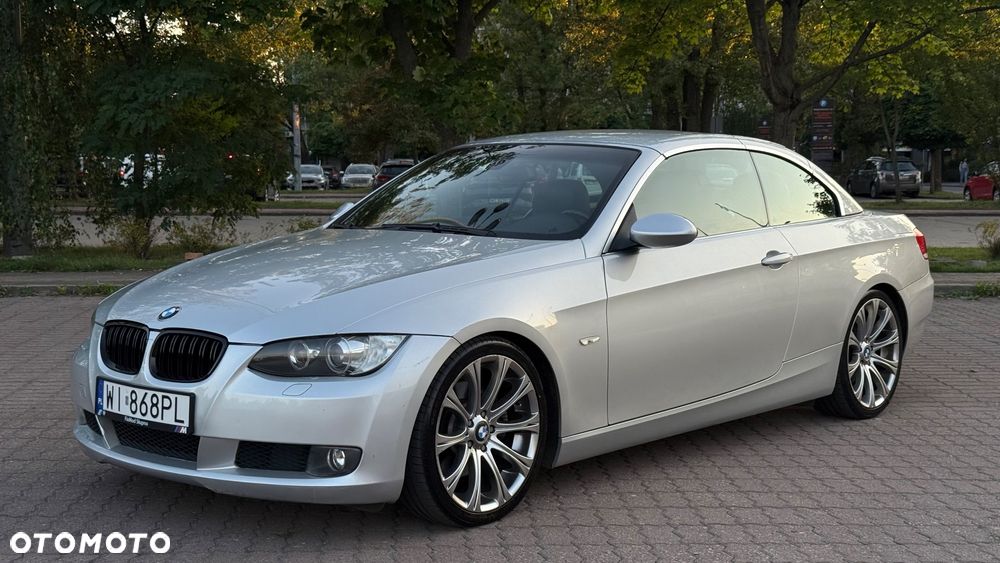 BMW Seria 3 325i Cabrio - 3