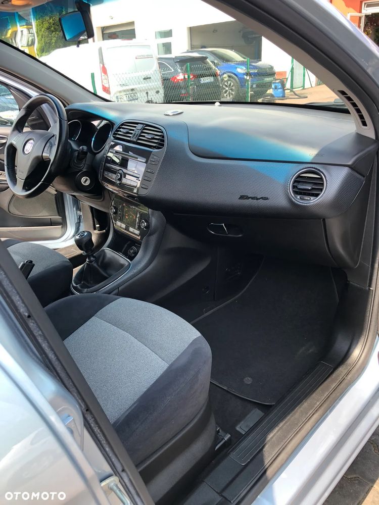 Fiat Bravo 1.4 T-JET 16V Dynamic - 17