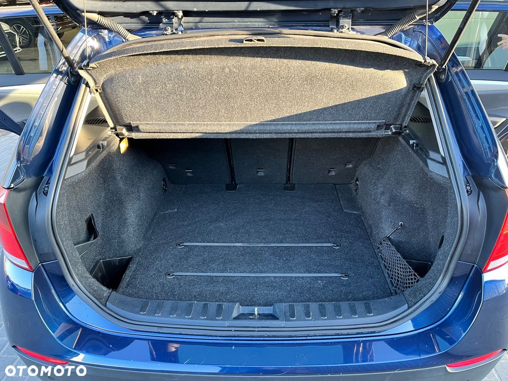 BMW X1 sDrive18d - 14