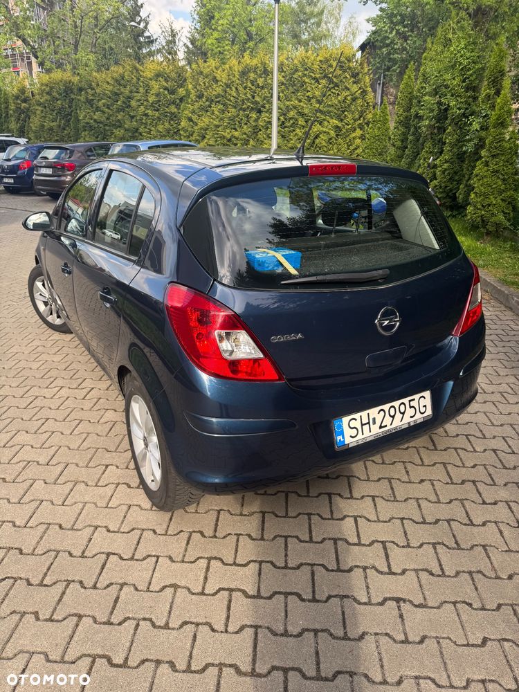 Opel Corsa 1.2 16V Enjoy - 8