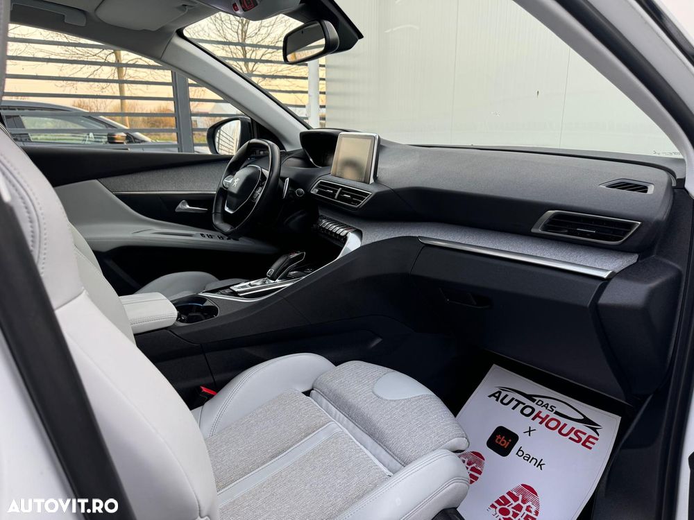 Peugeot 5008 BlueHDI 120 EAT6 Allure - 12