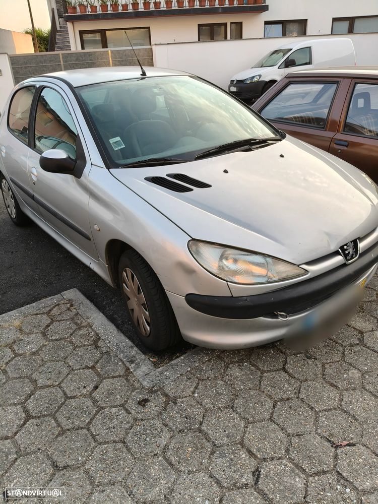 Peugeot 206 1.1 Color Line - 1