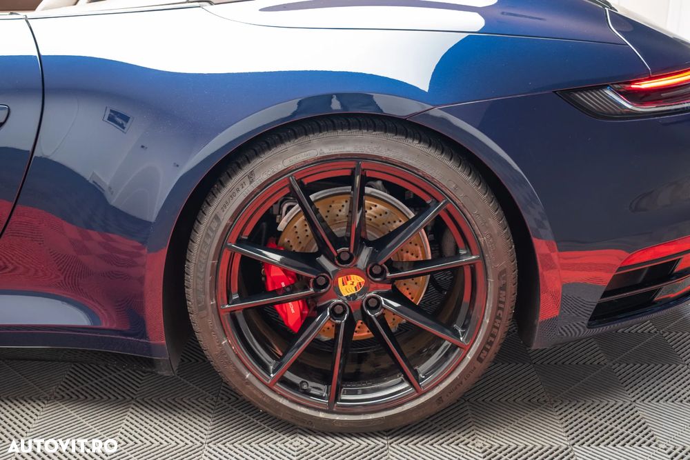 Porsche 911 Carrera 4S PDK - 11