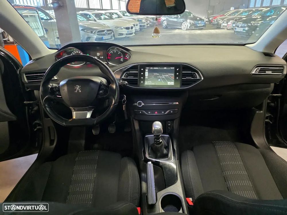 Peugeot 308 SW BlueHDi 120 Stop & Start Active - 25