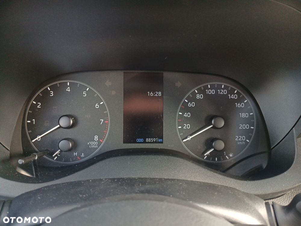 Toyota Yaris - 18