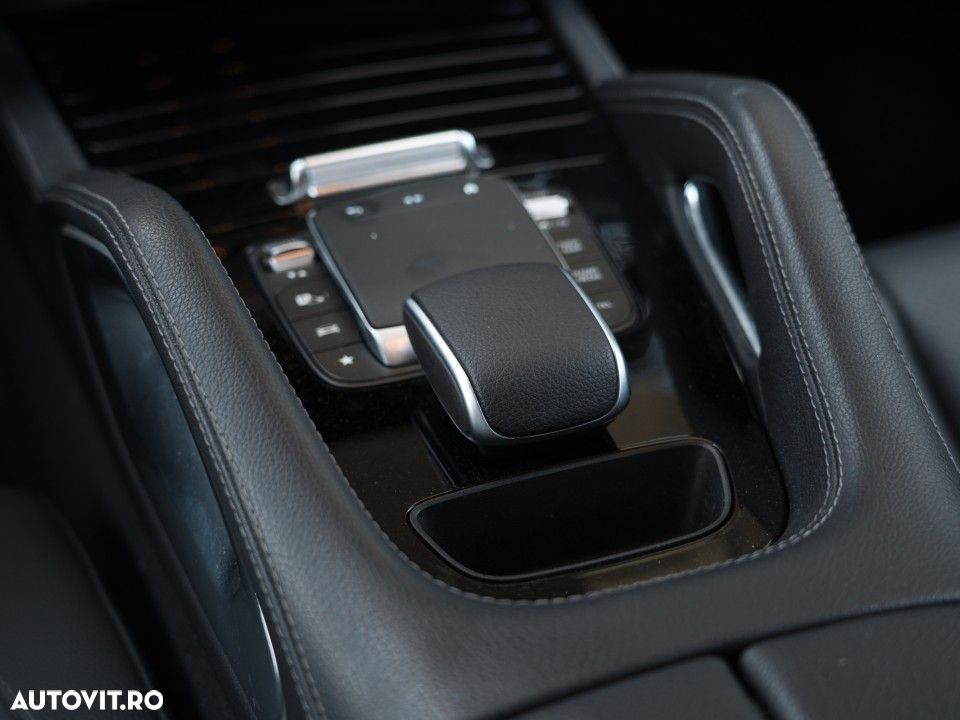 Mercedes-Benz GLE - 28