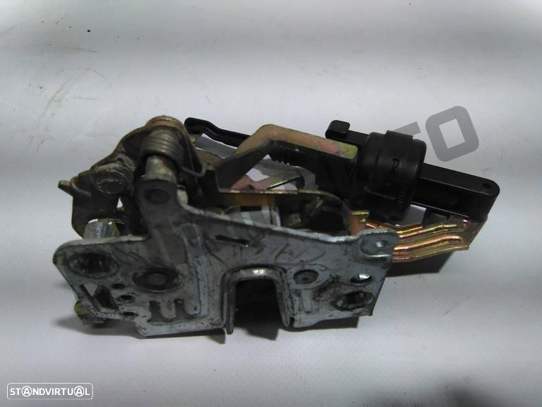 Fechadura Porta Trás Direita  Mercedes C W202 Sedan [1993_2000] - 1