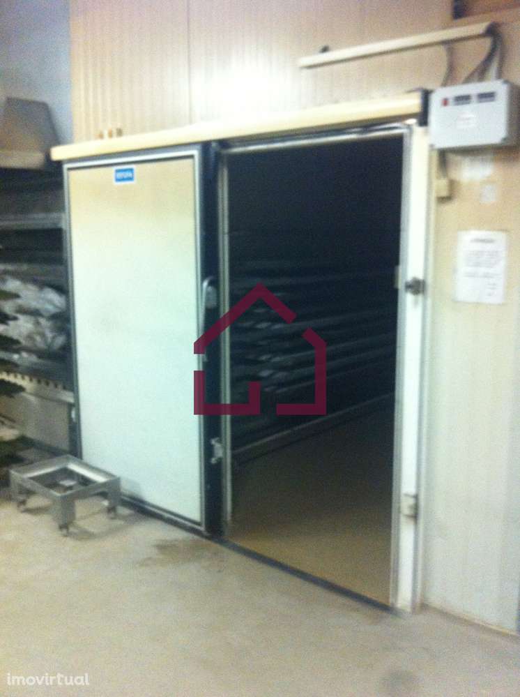 Padaria / Pastelaria no CENTRO de São João da Madeira - Grande imagem: 5/15