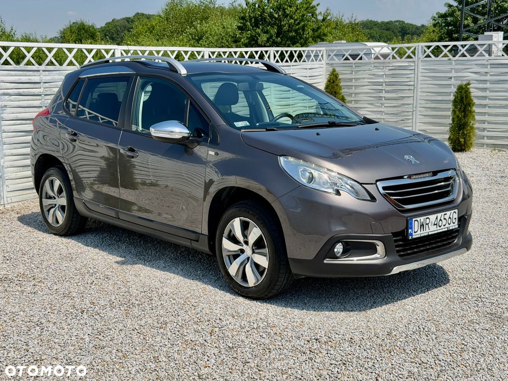 Peugeot 2008 1.2 Pure Tech Style S&S - 1