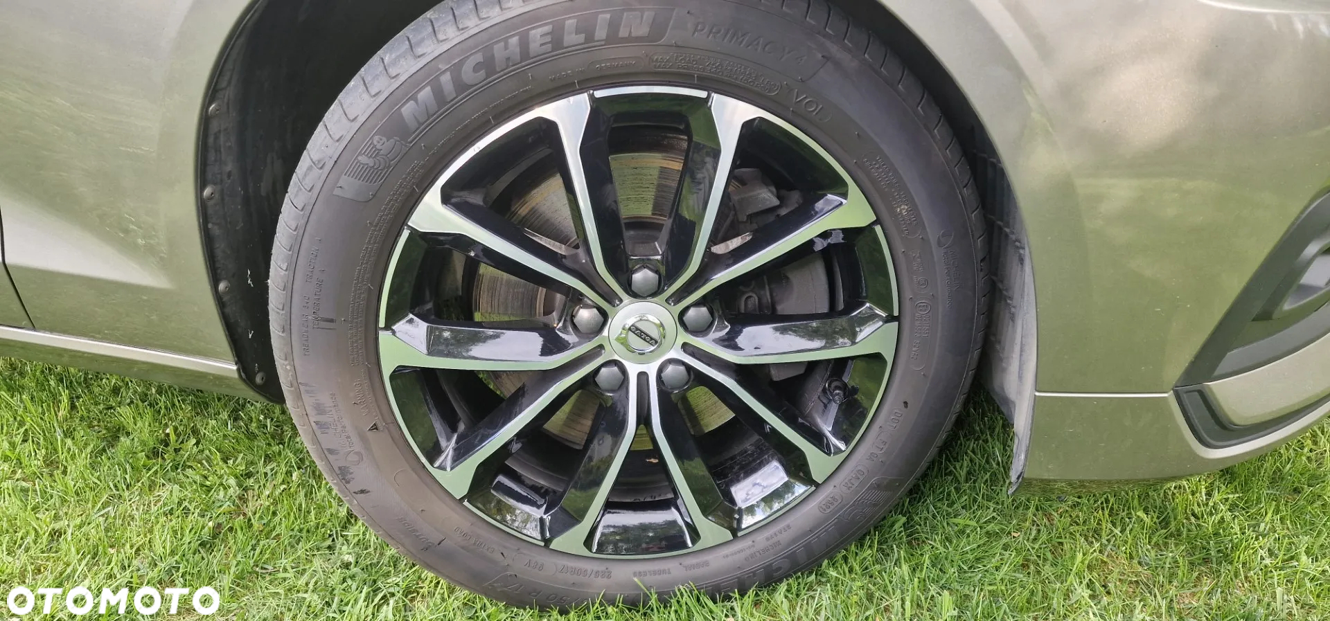 Volvo V60 B4 D Momentum Pro - 35