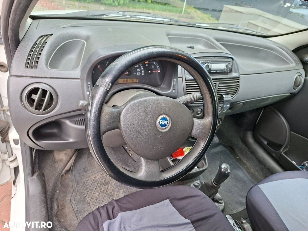 Fiat PUNTO VAN - 10