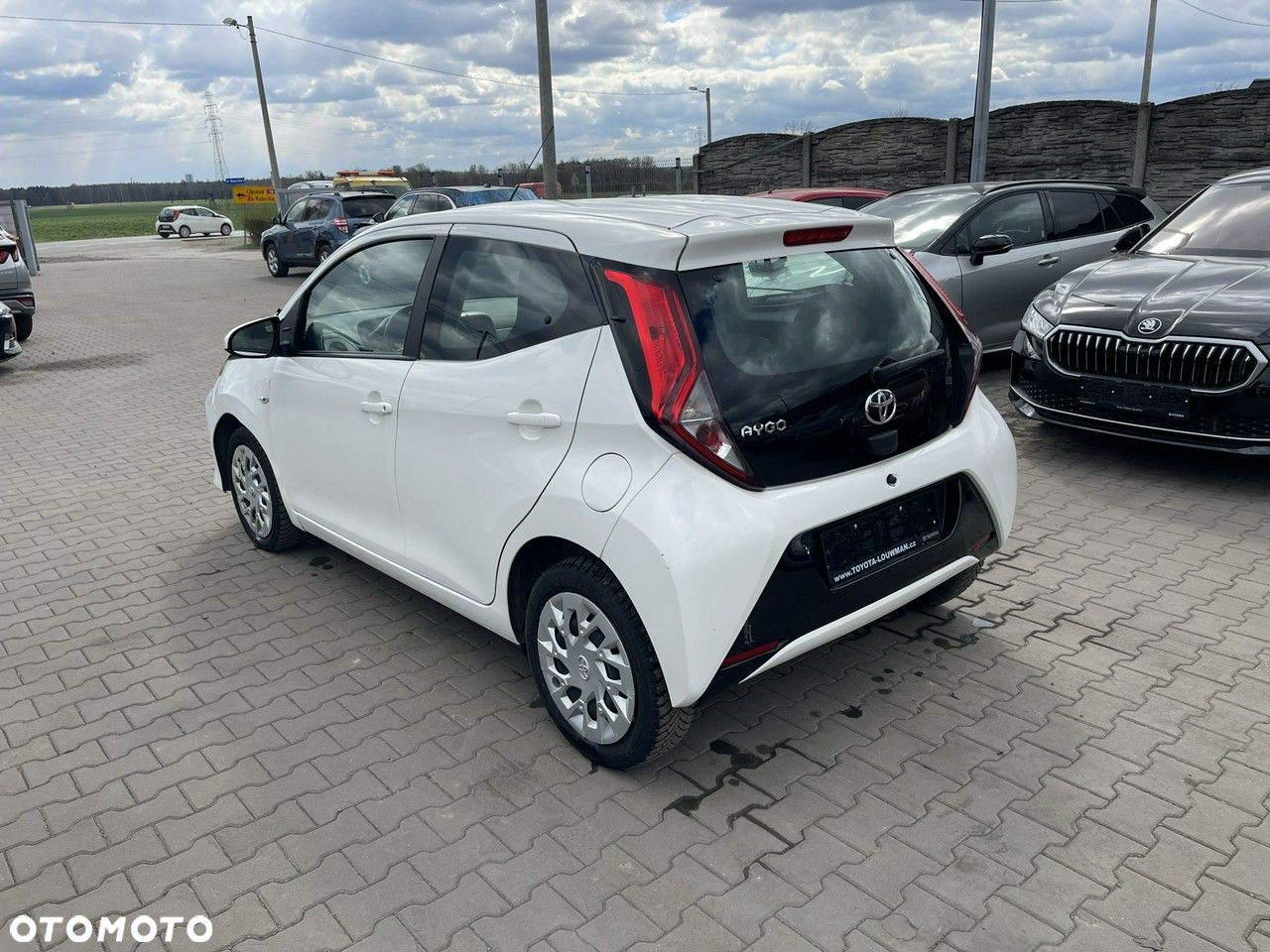 Toyota Aygo x-play - 3