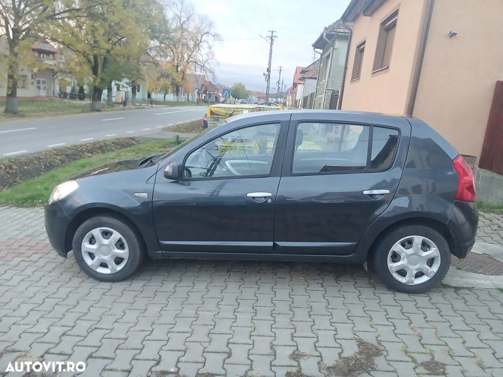 Dacia Sandero ver-1-2-16v-75-laureate - 10