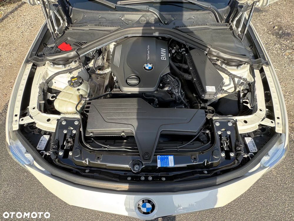 BMW Seria 3 320d Luxury Line - 30