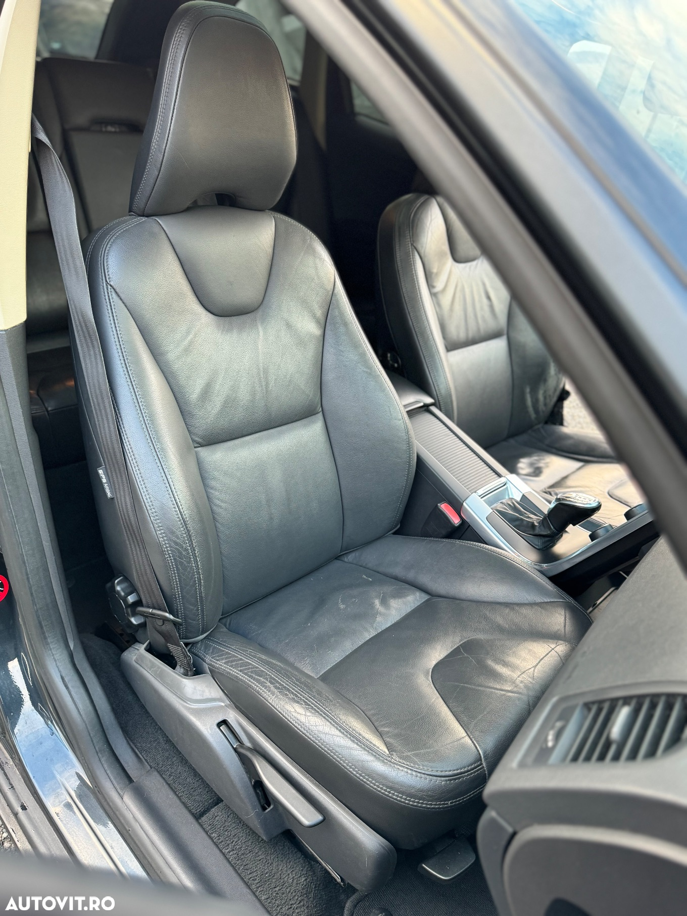 Volvo XC 60 2.4D AWD Aut. Summum - 32