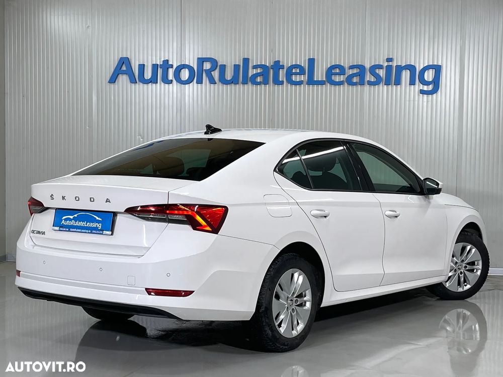 Skoda Octavia 2.0 TDI DSG Ambition - 4