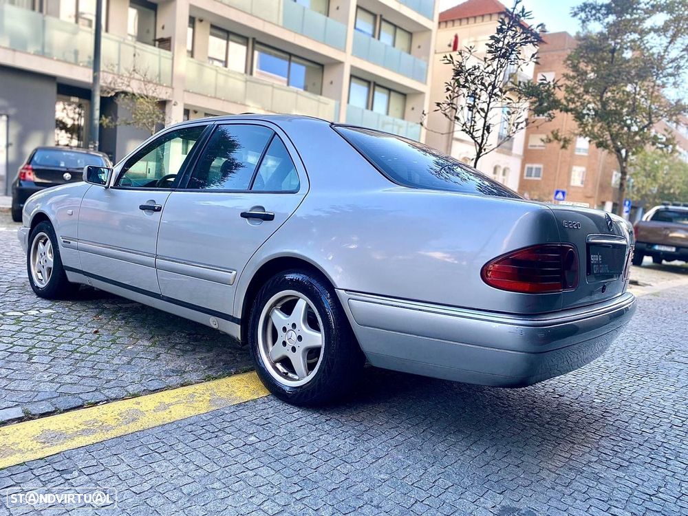 Mercedes-Benz E 220 CDI Elegance - 10