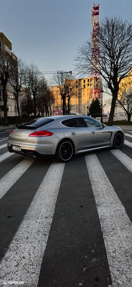 Porsche Panamera 3.0 PDK 4S - 27
