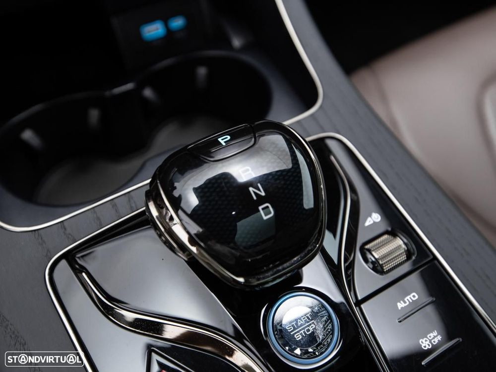 BYD Han Executive - 27