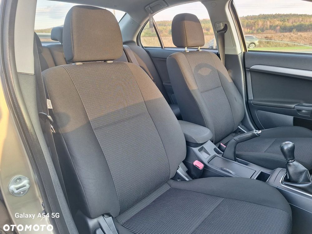 Mitsubishi Lancer 1.8 Invite - 21