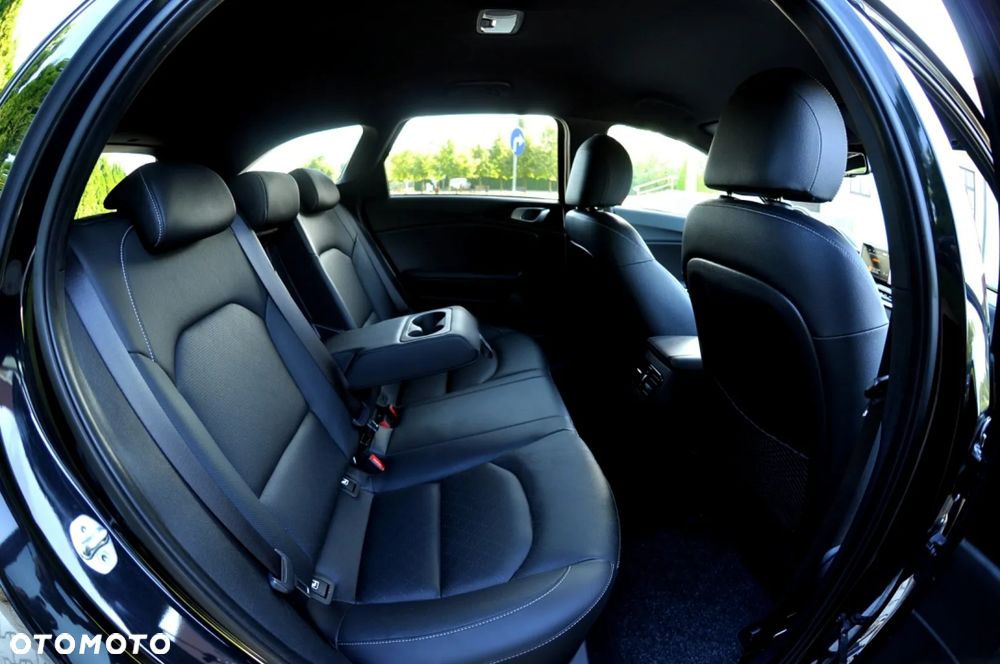 Kia Ceed 1.5 T-GDI GT-Line - 25