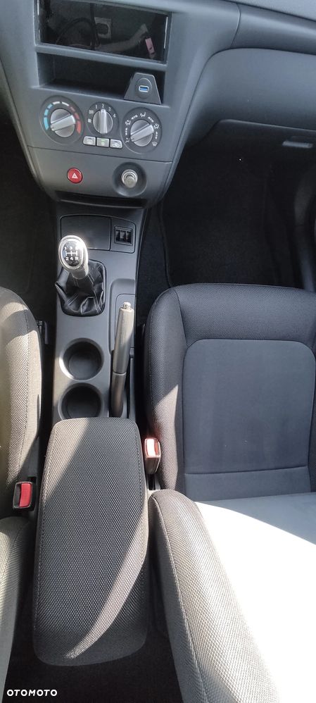 Mitsubishi Outlander 2.0 2WD Invite - 15