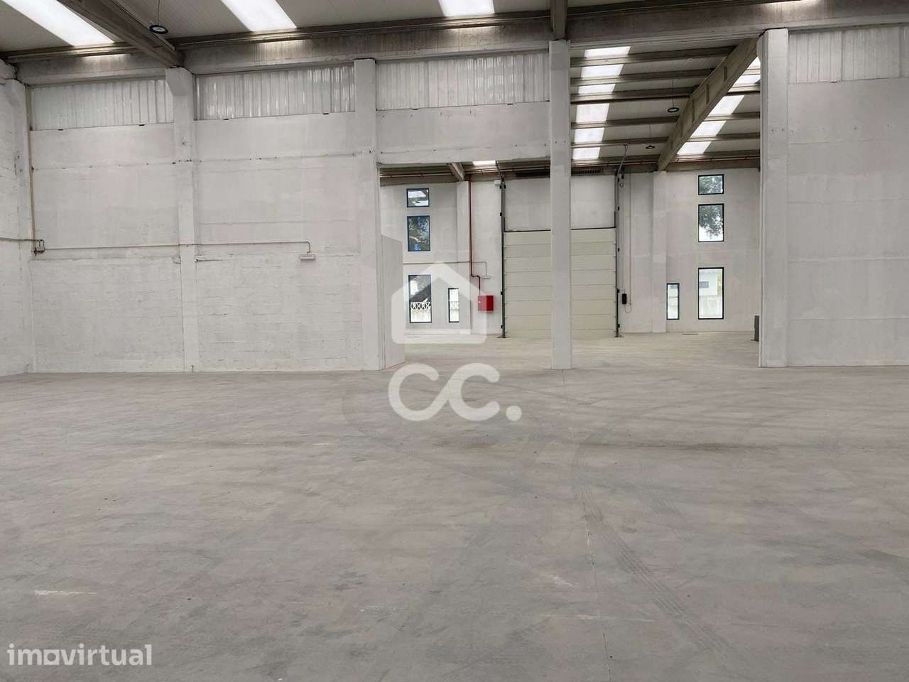 Armazém de 365m2 em zona insdustrial do Montijo - Grande imagem: 4/18