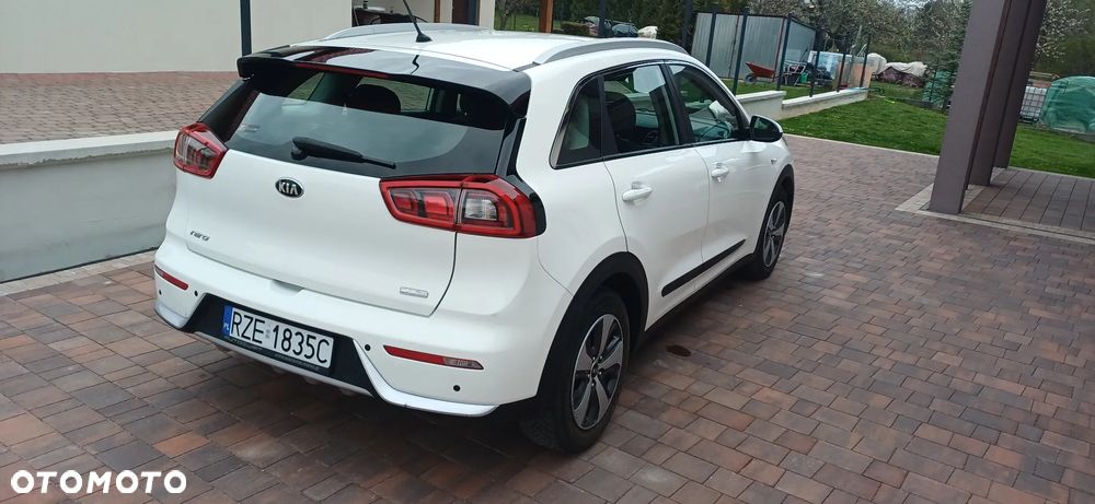 Kia Niro 1.6 GDI Hybrid M - 5