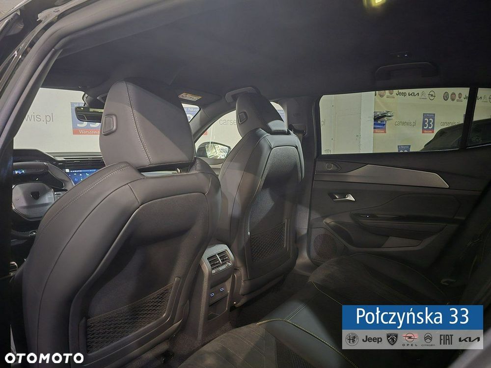 Peugeot 408 - 30