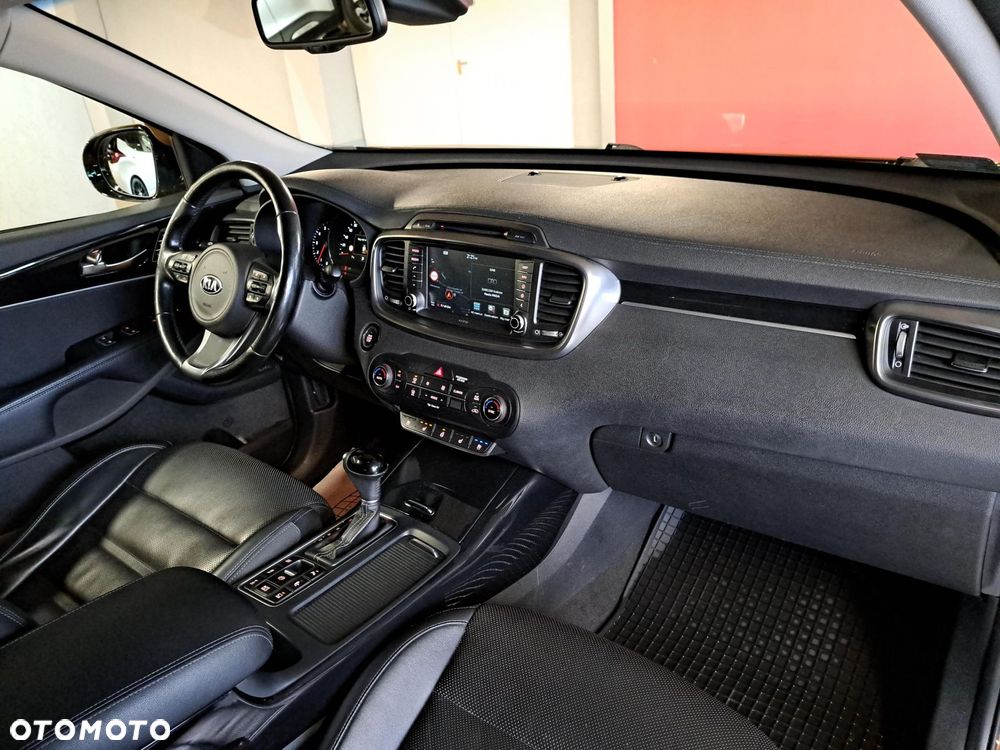 Kia Sorento - 15