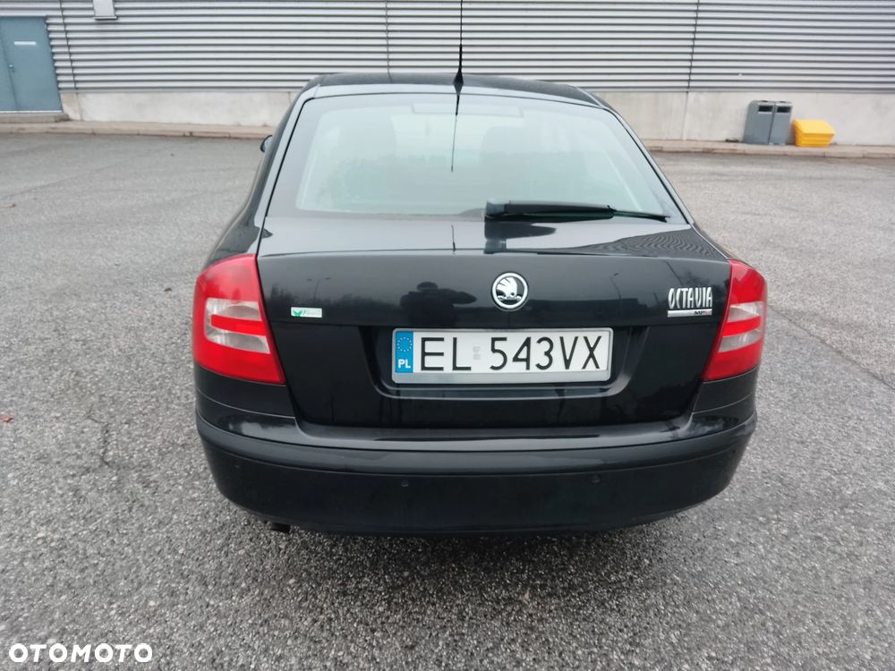 Skoda Octavia 1.6 Mint - 4