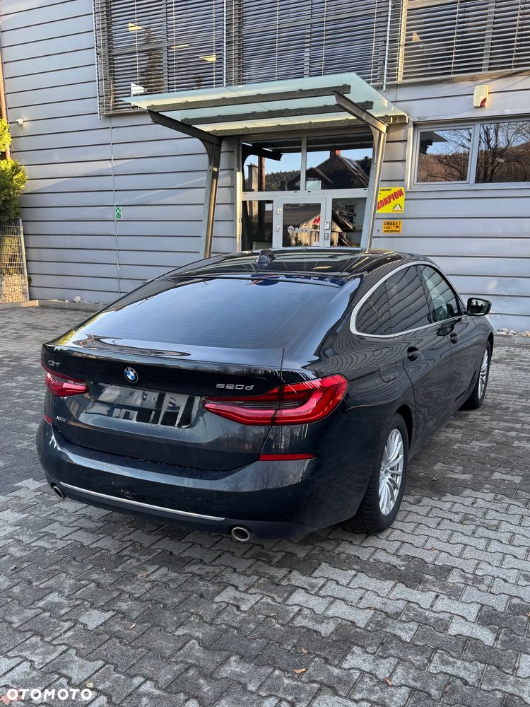 BMW 6GT - 5