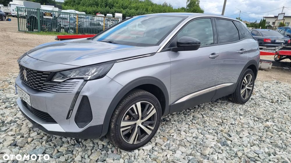 Peugeot 3008 BlueHDi 130 Stop & Start EAT8 Allure - 4