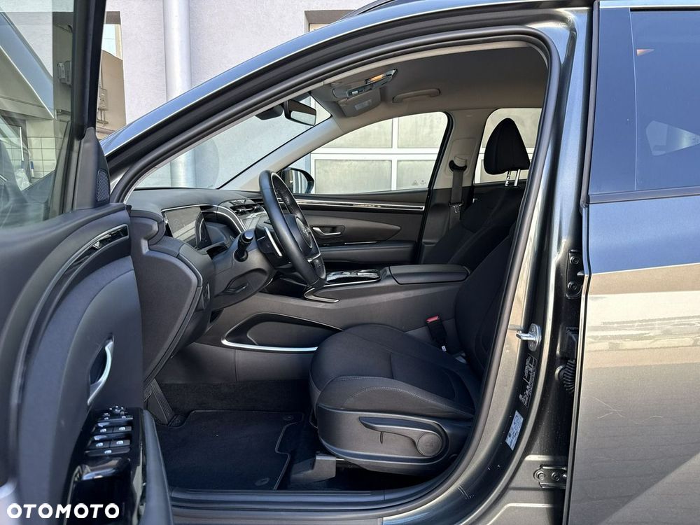 Hyundai Tucson 1.6 T-GDi HEV Executive 2WD - 20