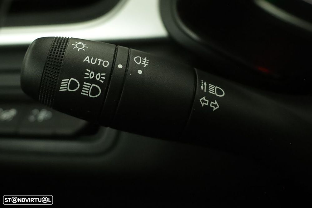 Renault Captur 1.0 TCe Techno Bi-Fuel - 17