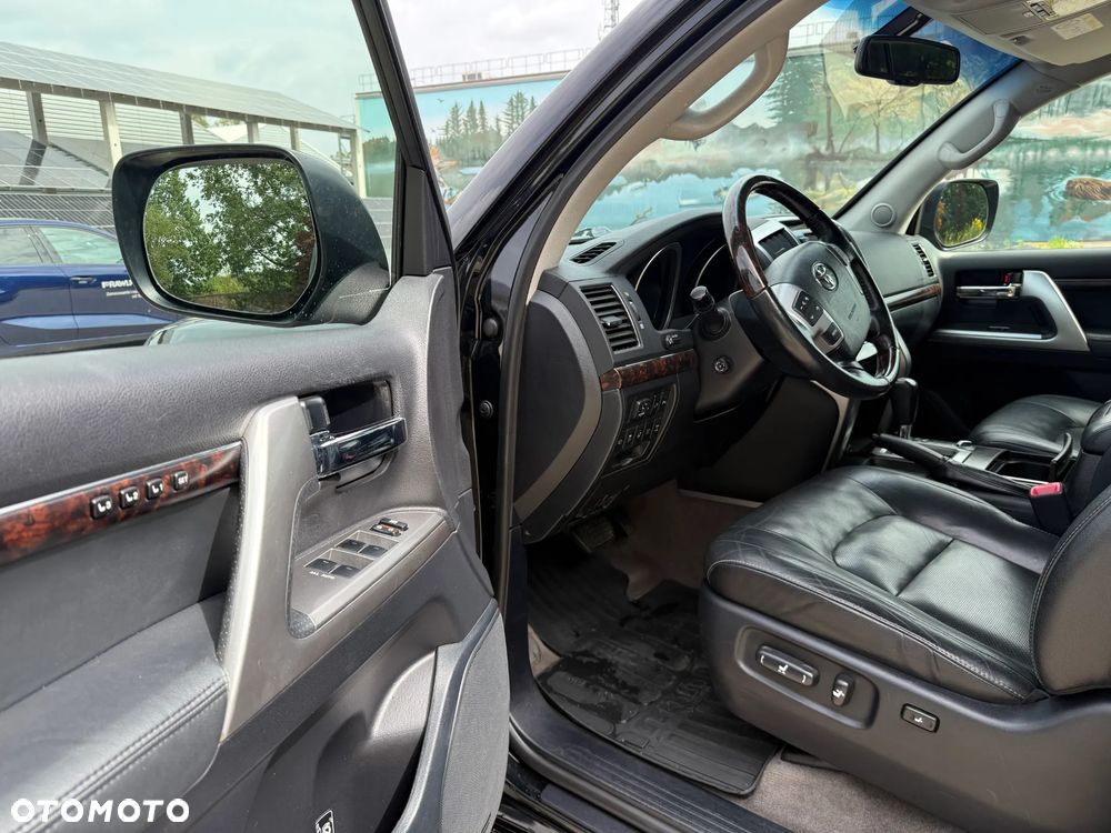 Toyota Land Cruiser LC 4.5 D-4D Prestige - 6