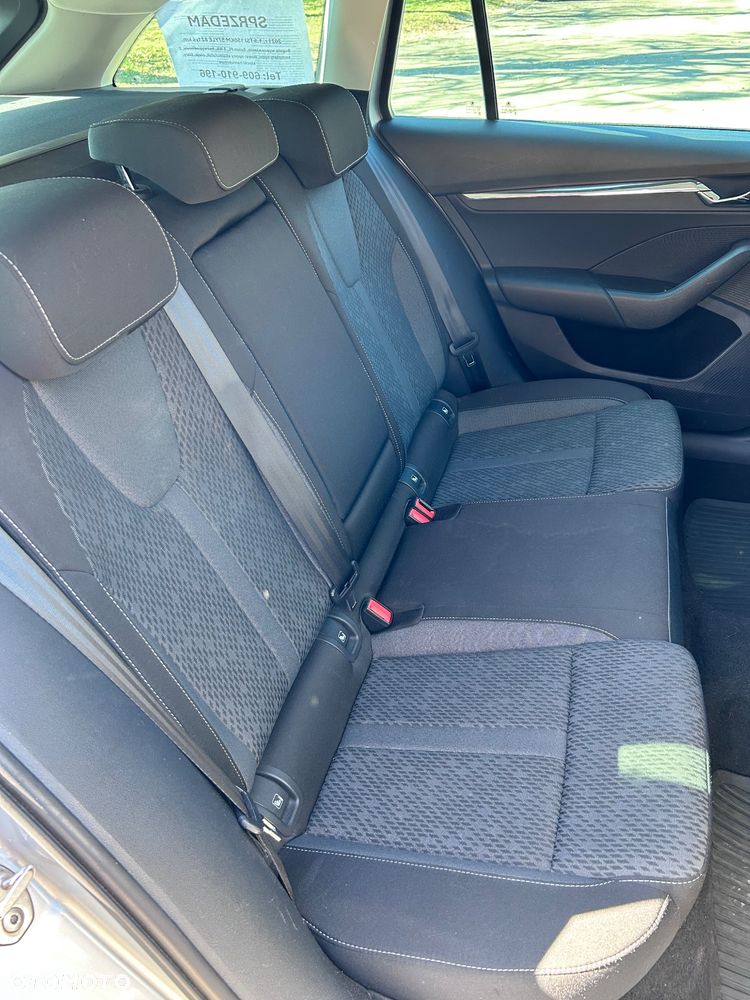 Skoda Octavia 1.5 TSI ACT Style - 12