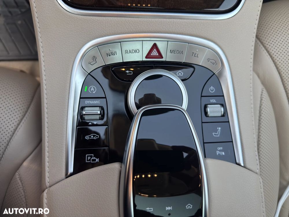 Mercedes-Benz S 560 4MATIC Long Aut. - 35