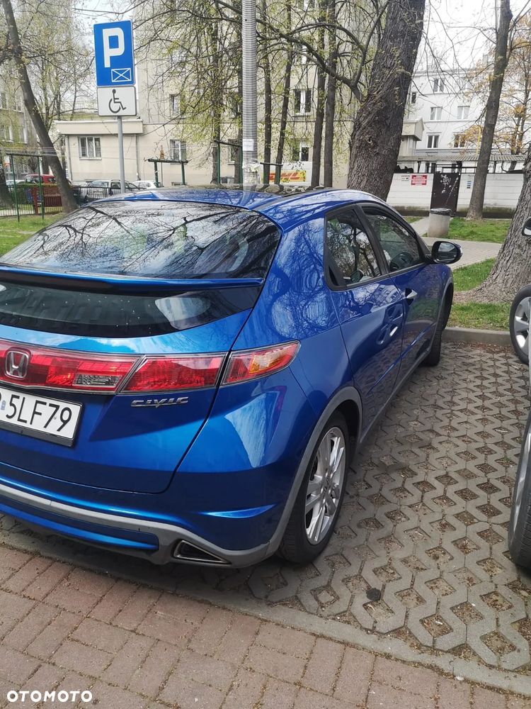Honda Civic 1.8 Comfort - 11