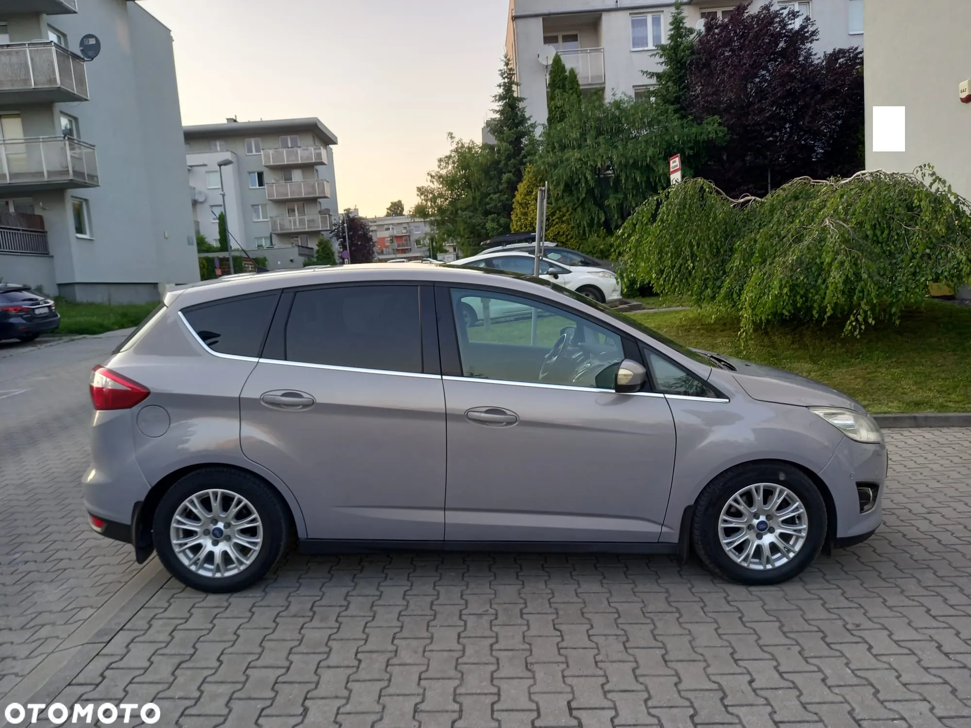 Ford C-MAX 2.0 TDCi Titanium - 4