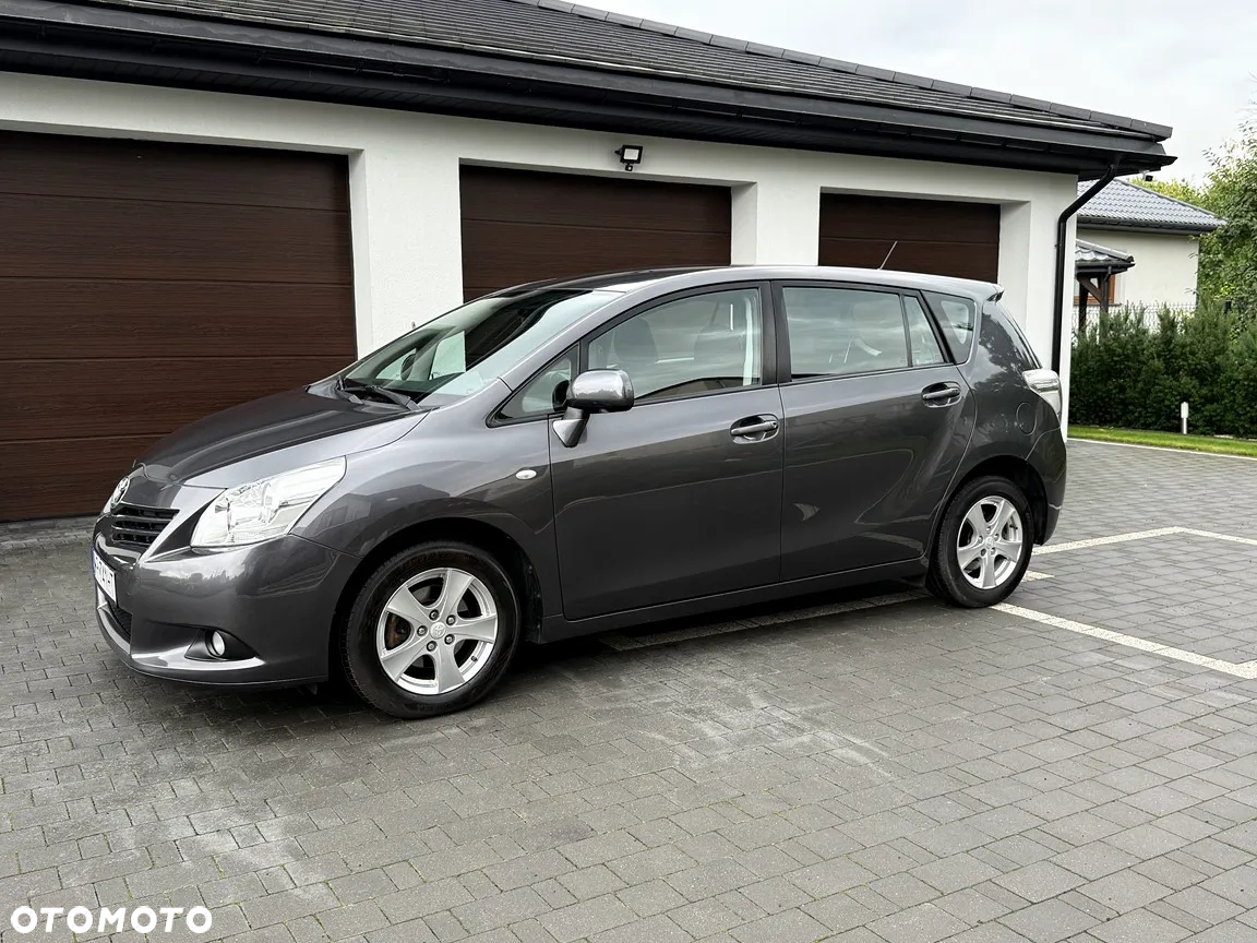 Toyota Verso 1.8 Edition - 2