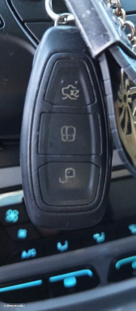 Ford Focus SW 1.6 TDCi Titanium - 15