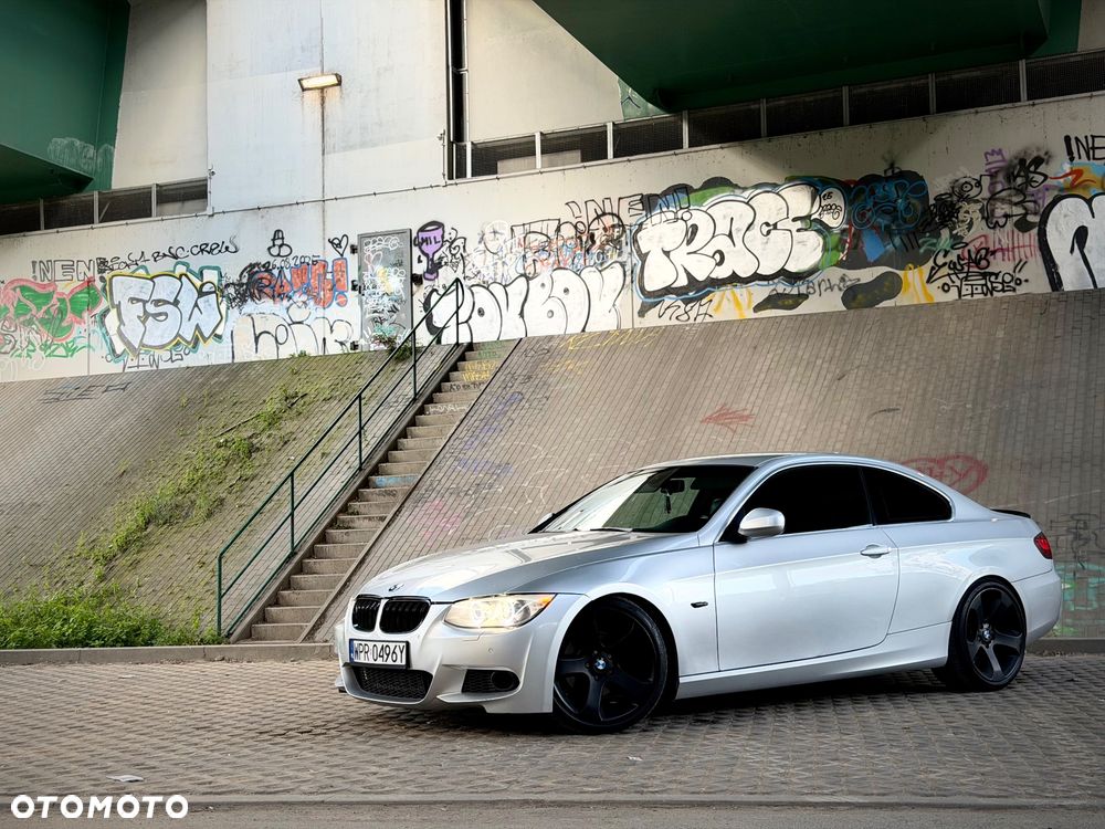BMW Seria 3 320d DPF - 1