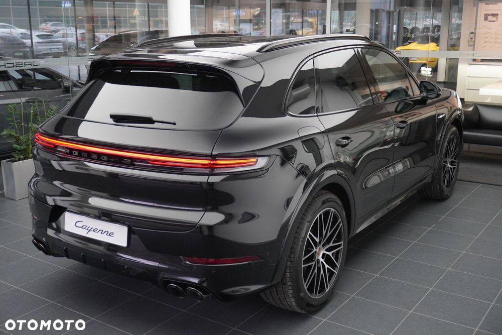 Porsche Cayenne S E-Hybrid PHEV - 11