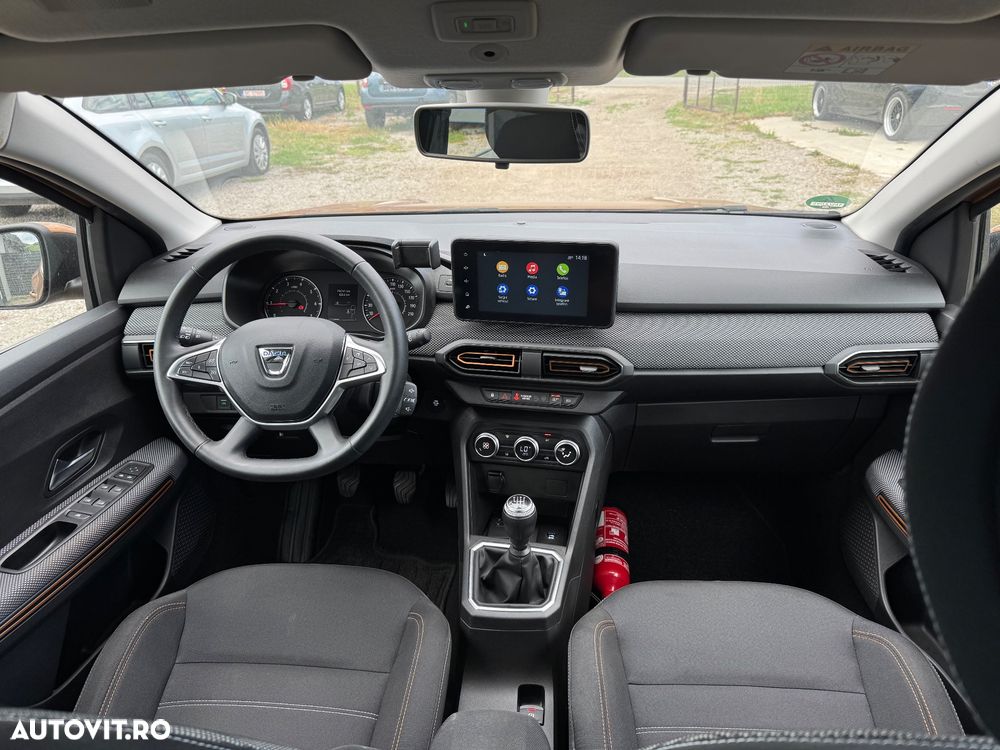 Dacia Sandero Stepway TCe 90 MT6 Comfort - 5