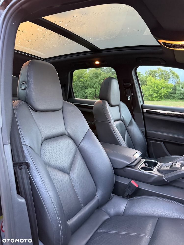 Porsche Cayenne Diesel Platinum Edition - 11