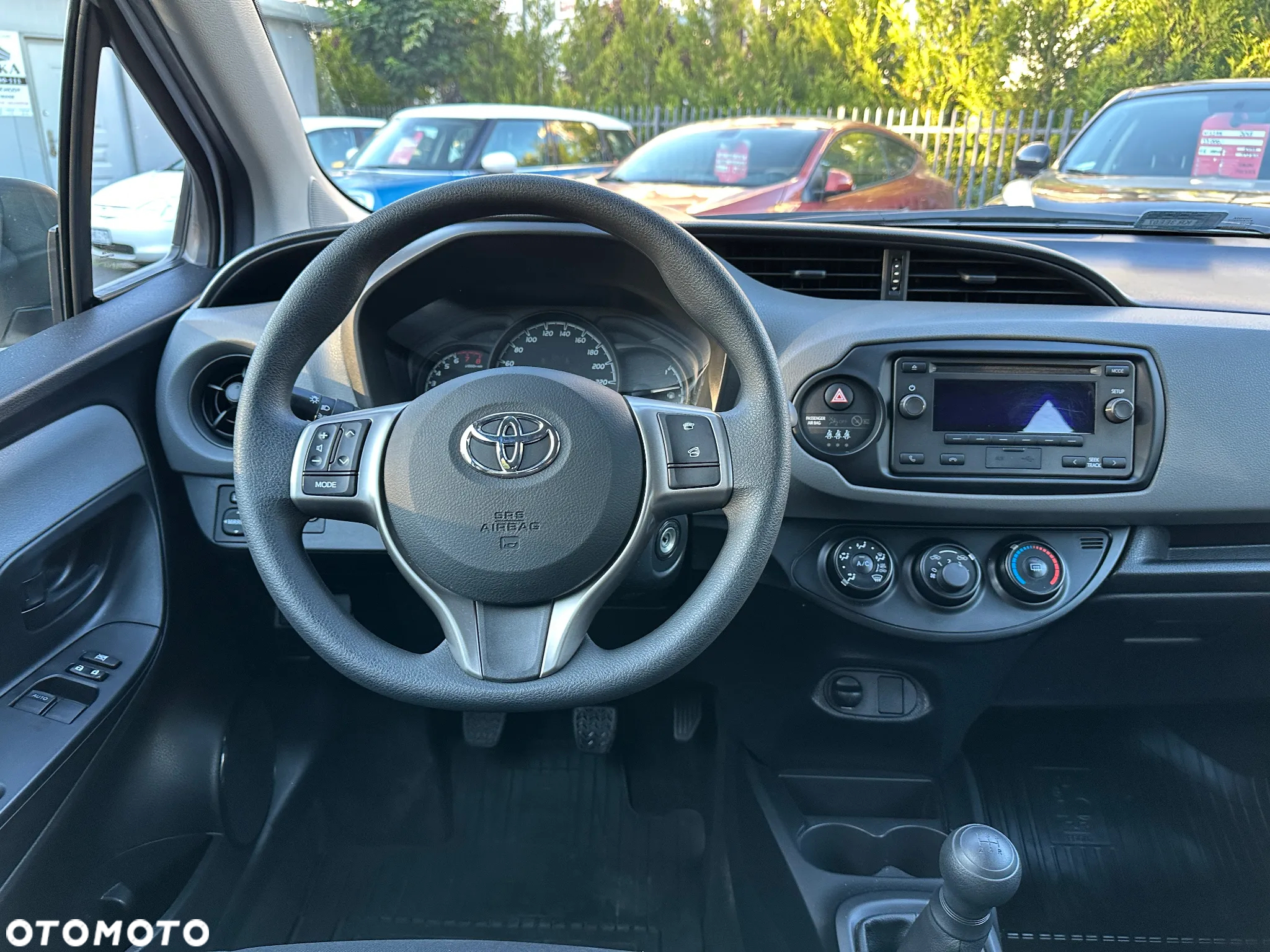 Toyota Yaris 1.0 Active - 12